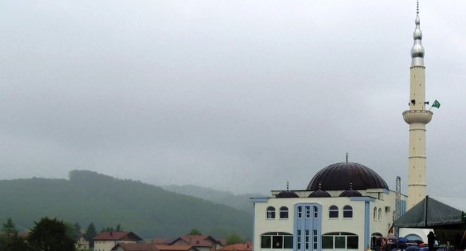 19 07 2016 potpec dzamija m