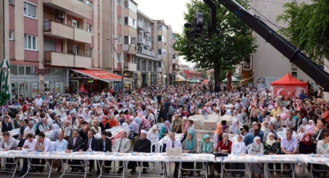 20 06 2016 07 iftar srebrenik
