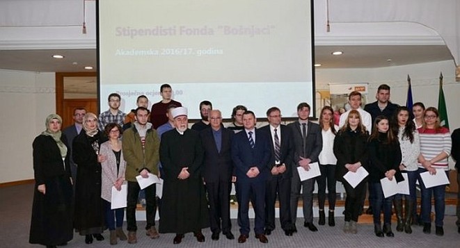 14 12 2016 01 stipendije fond bosnjaci
