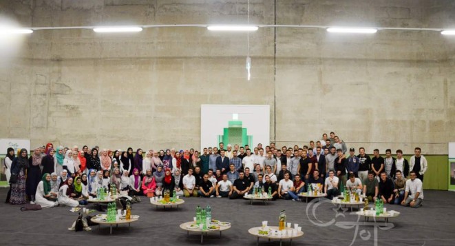 07 06 2017 04 omladinski iftar austrija