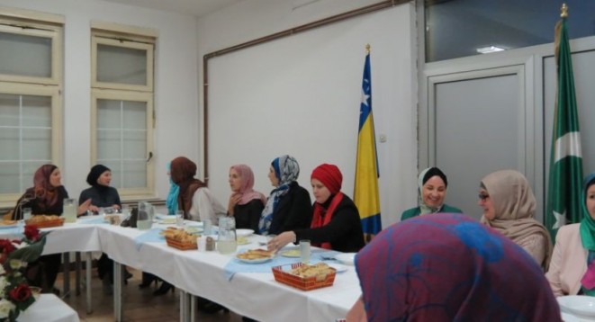 12 06 2017 iftar zene travnik