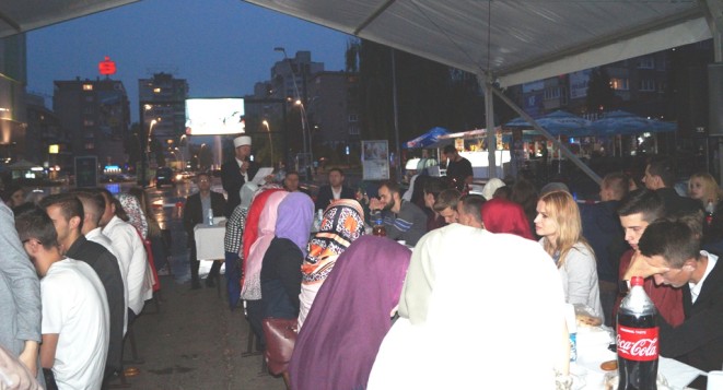 19 06 2017 05 iftar omladina zenica