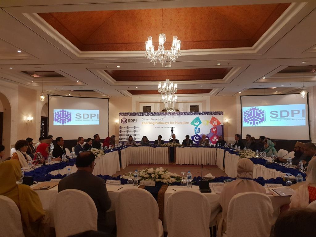 06 05 2018 01okrugli sto islamabad